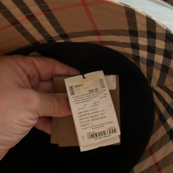 BNWT Ladies Burberry Bucket Hat - Picture 4 of 4